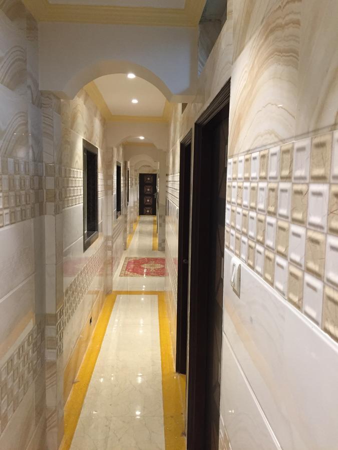 Hotel Marhaba Bombay Eksteriør billede